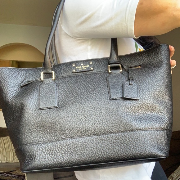 Authentic Kate Spade Large leather shoulder bag💕 - Picture 6 of 8